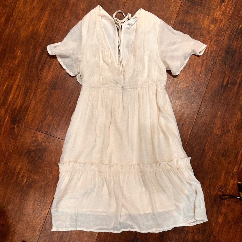 Hazel and Olive Jess Crum 100% Rayon Cream Dress Goddess Babydoll Summer Medium